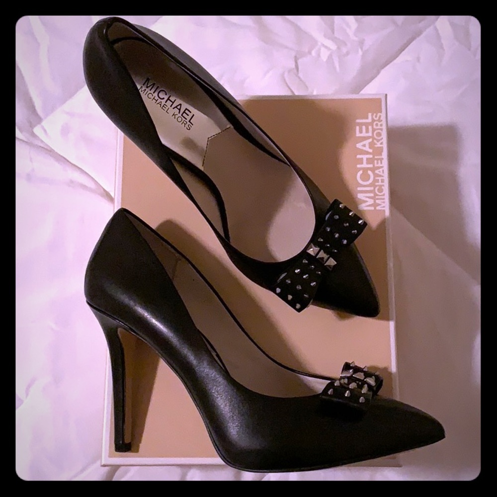 Michael Kors Devin Heels